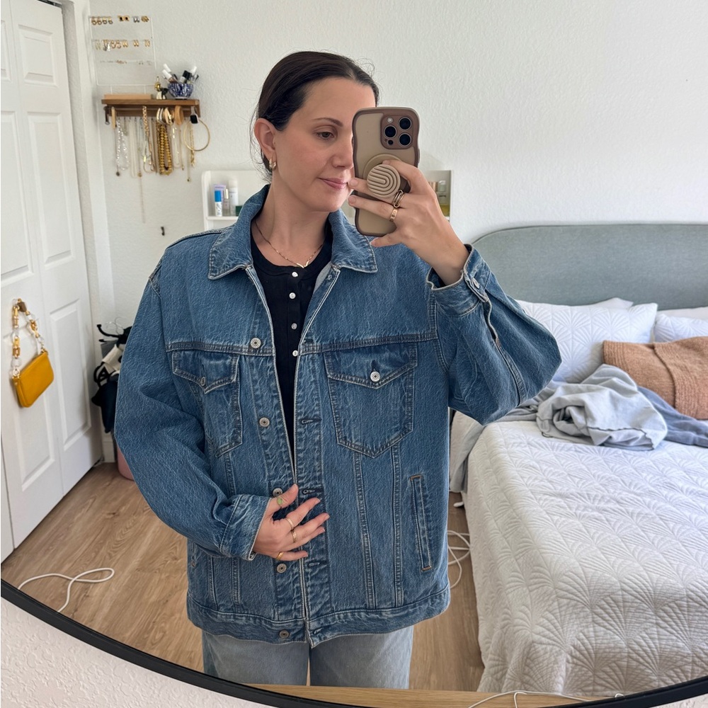 Abercrombie Women’s Oversized Blue Denim Jacket- Size Medium - Picture 6 of 16